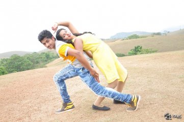 Love K Run Movie Stills 